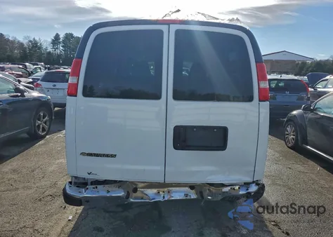 2023 Chevrolet Express G3500 Ls z USA, uszkodzony, nr VIN 1GAZGLFP6P1132105